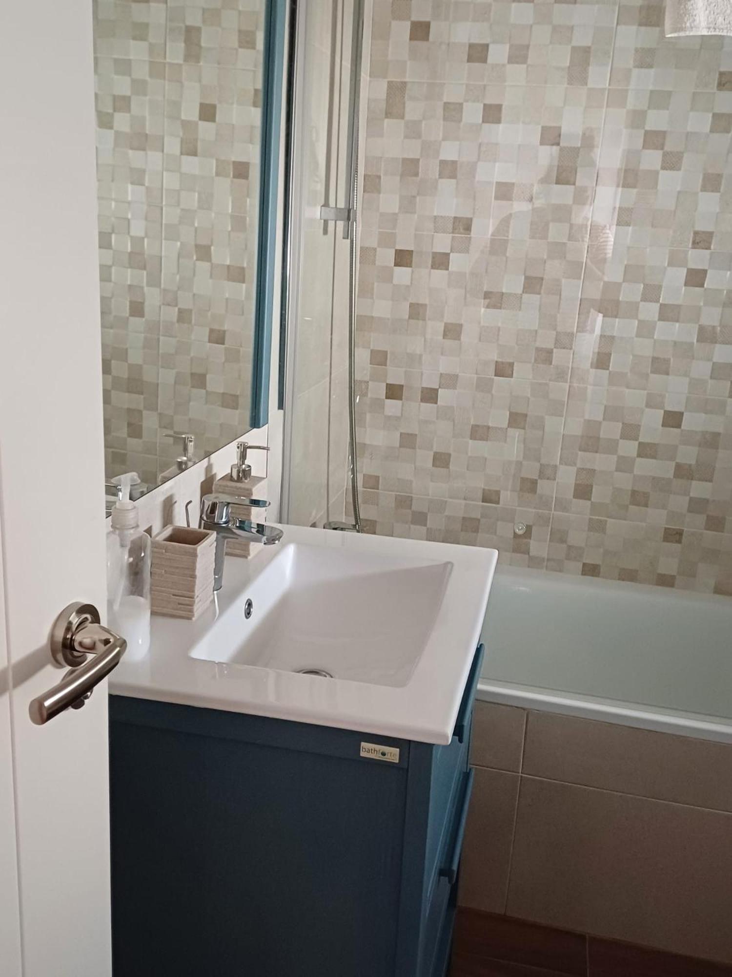 Lyrioshomes Apartamento Filpo Rojas , Sevilla מראה חיצוני תמונה